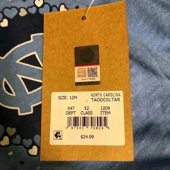 North Carolina Tar Heels 2 Piece Set - Picture 2 of 9
